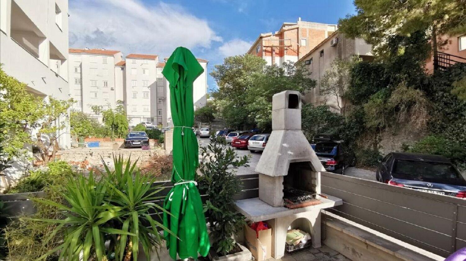 Apartment Denis - Great Location & Large Terrace มาคาร์สกา ภายนอก รูปภาพ