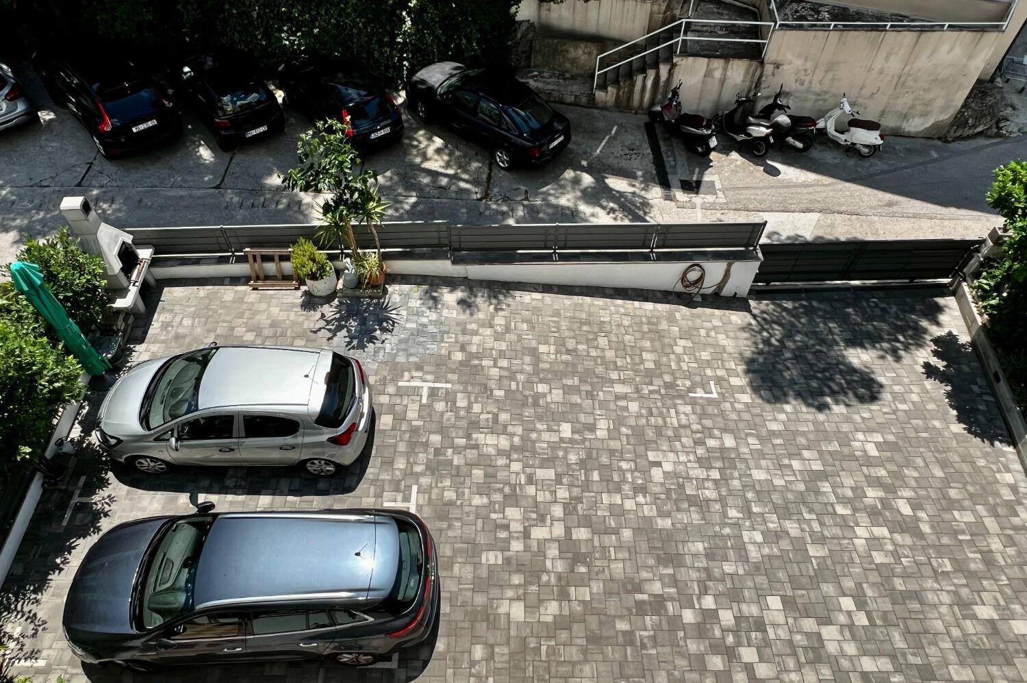 Apartment Denis - Great Location & Large Terrace มาคาร์สกา ภายนอก รูปภาพ